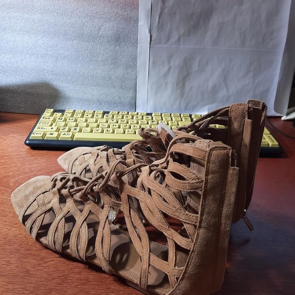 NEW ! Sam Edelman Women Gladiator Strappy Lace Up Lara Sandal Tan Size Various - Picture 2 of 5